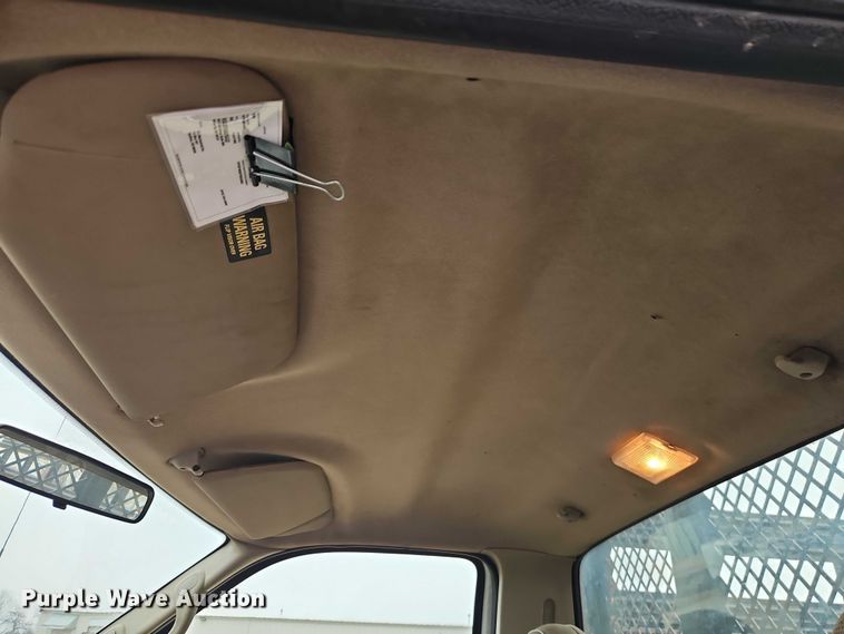 image for item EO4854 2000 Ford F450 Super Duty flatbed truck