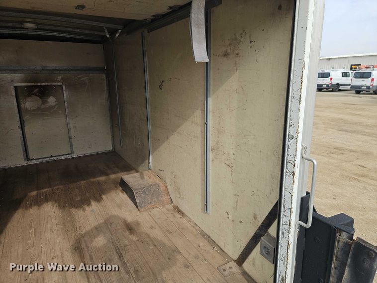 image for item EO4856 2007 Ford E-350 box truck