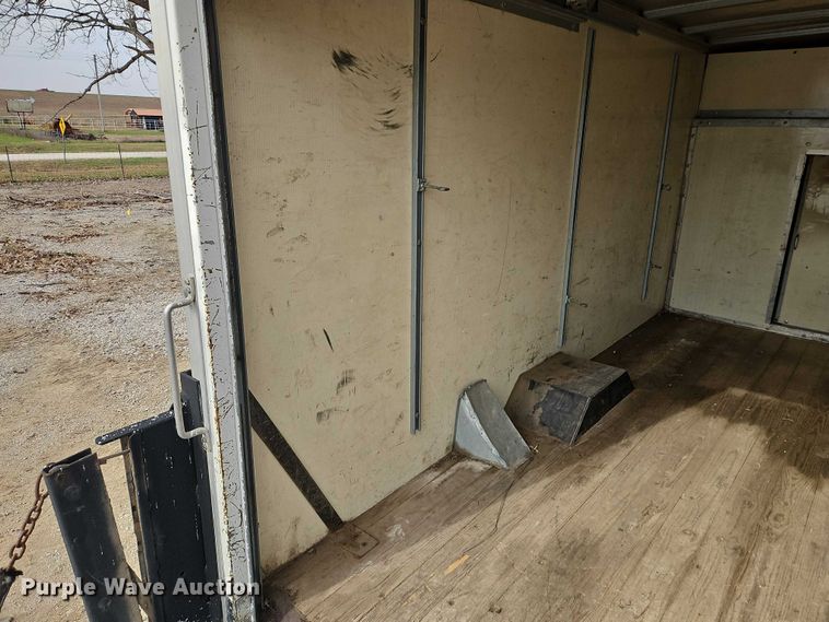 image for item EO4856 2007 Ford E-350 box truck