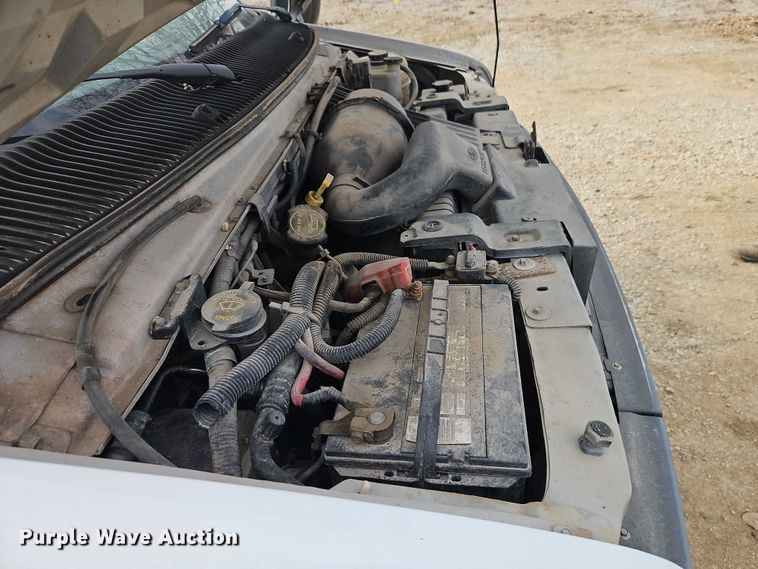 image for item EO4856 2007 Ford E-350 box truck