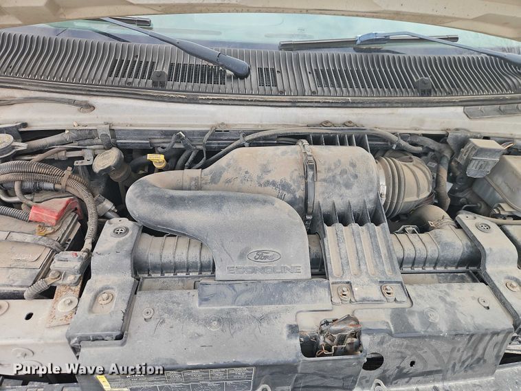 image for item EO4856 2007 Ford E-350 box truck