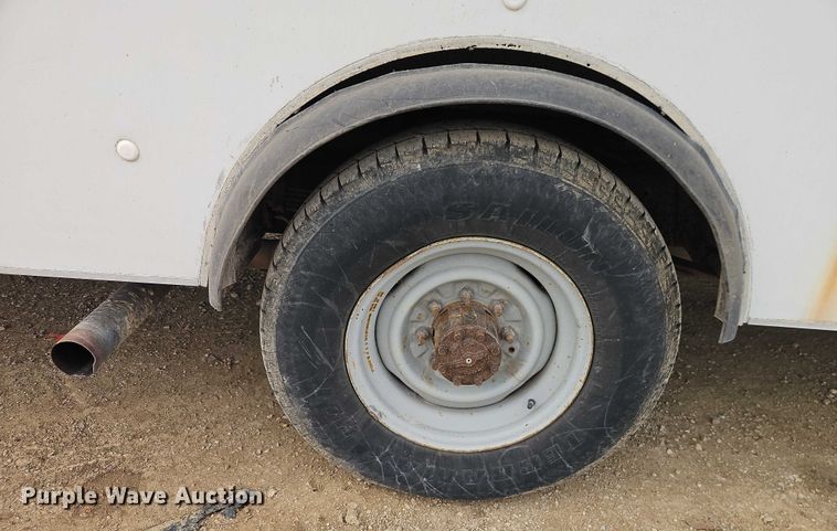 image for item EO4856 2007 Ford E-350 box truck