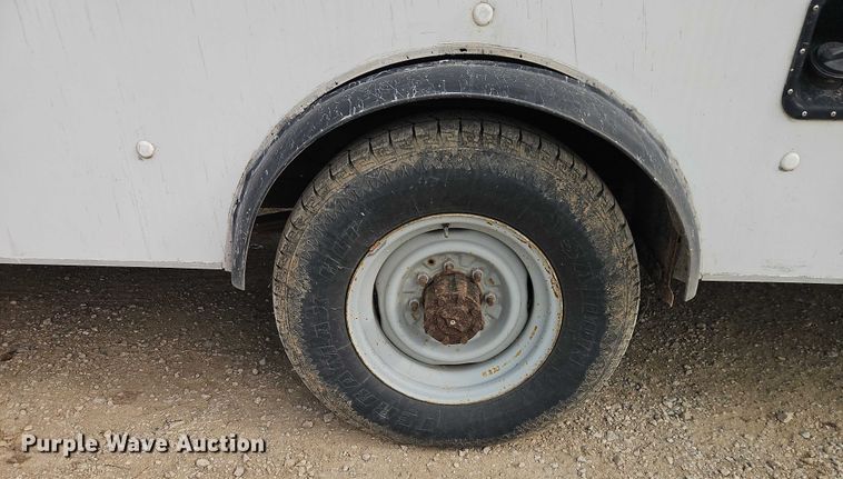 image for item EO4856 2007 Ford E-350 box truck