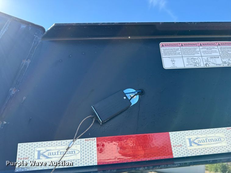 image for item EP0875 2019 Kaufman equipment trailer