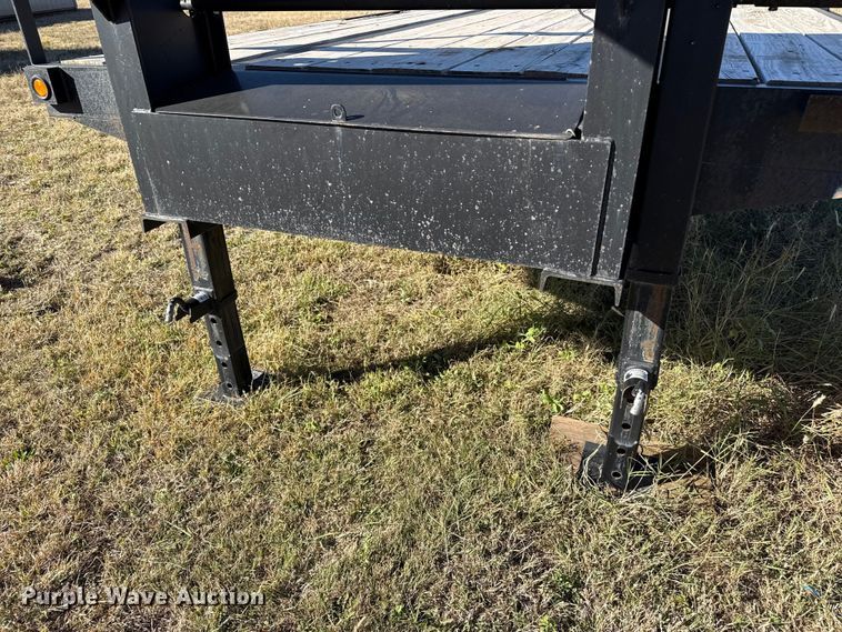 image for item EP0875 2019 Kaufman equipment trailer