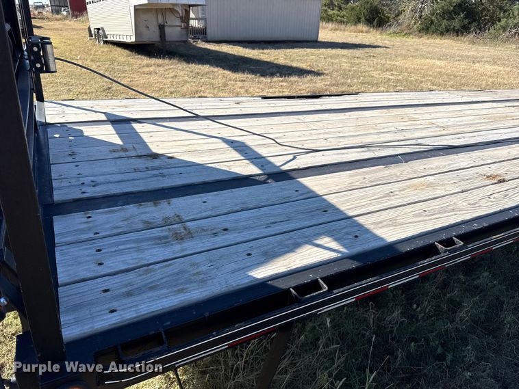 image for item EP0875 2019 Kaufman equipment trailer