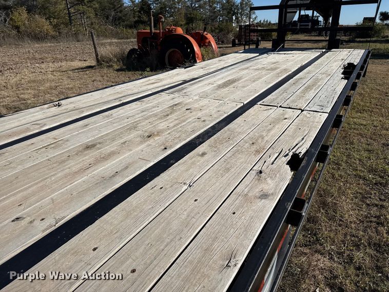 image for item EP0875 2019 Kaufman equipment trailer