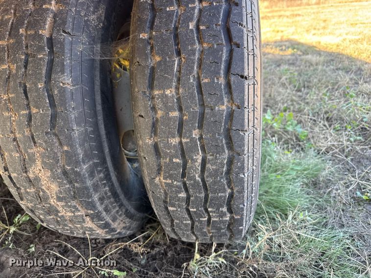 image for item EP0875 2019 Kaufman equipment trailer