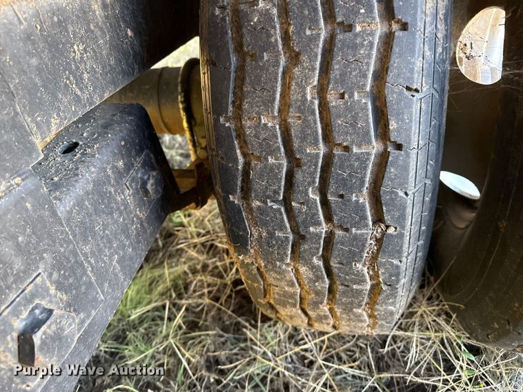 image for item EP0875 2019 Kaufman equipment trailer