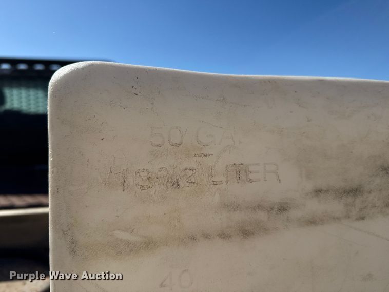 image for item EP0903 2017 Ford F350 flatbed pickup truck