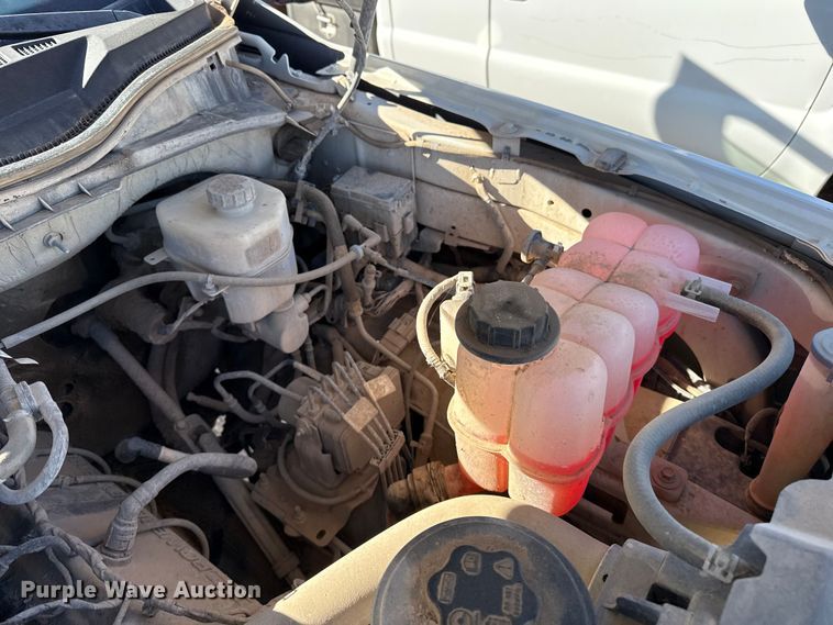 image for item EP0903 2017 Ford F350 flatbed pickup truck