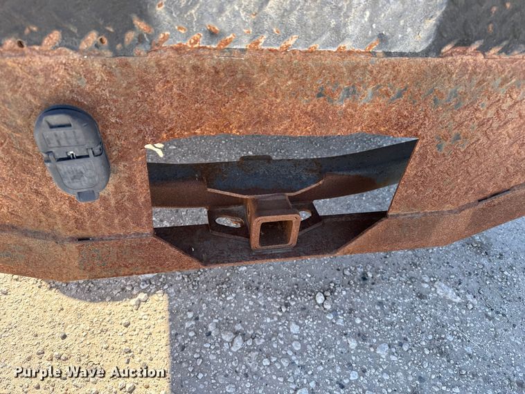 image for item EP0904 2015 Ford F250 flatbed pickup truck