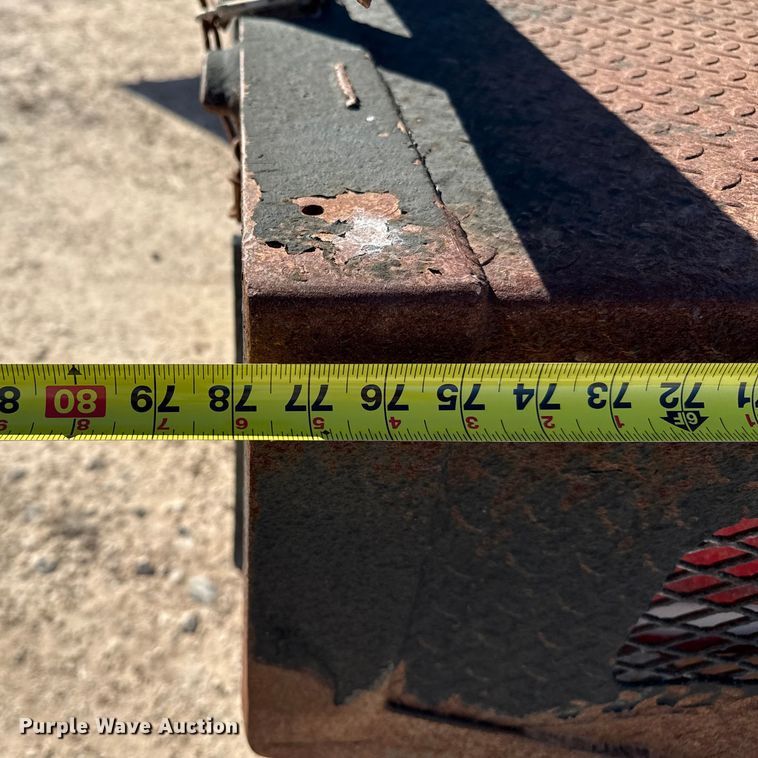 image for item EP0904 2015 Ford F250 flatbed pickup truck