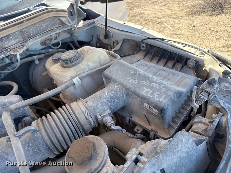 image for item EP0904 2015 Ford F250 flatbed pickup truck