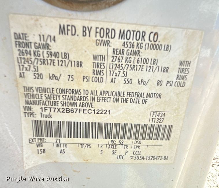 image for item EP0904 2015 Ford F250 flatbed pickup truck