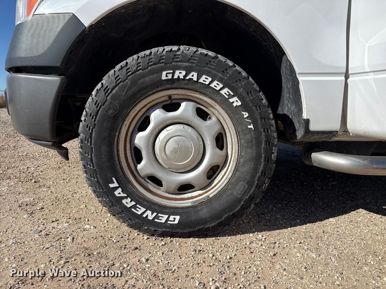 image for item EP0905 2014 Ford F150 SuperCab pickup truck