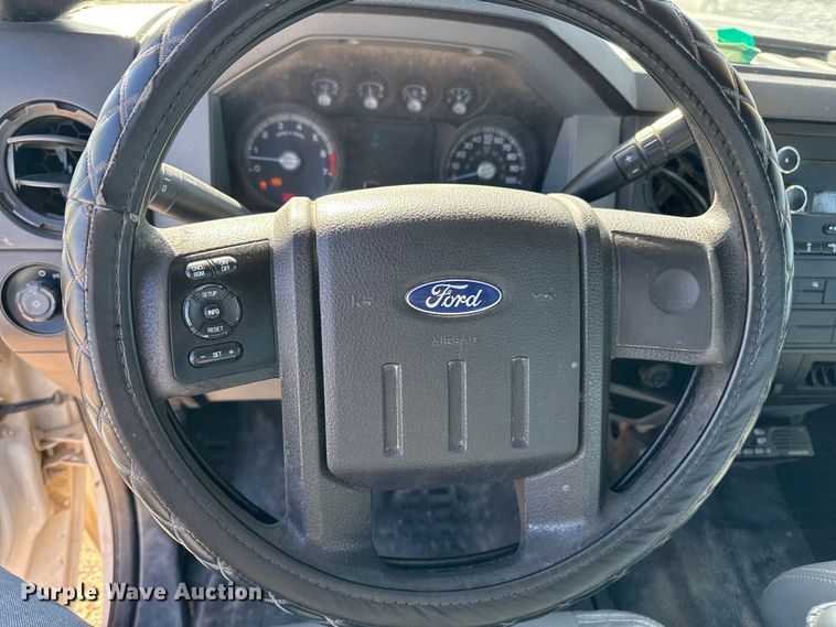 image for item EP0907 2015 Ford F250 SuperCab pickup truck