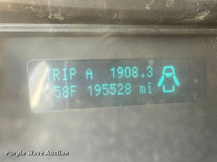 image for item EP0907 2015 Ford F250 SuperCab pickup truck