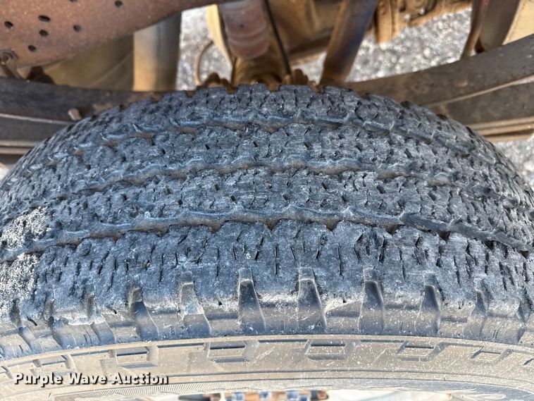 image for item EP0907 2015 Ford F250 SuperCab pickup truck