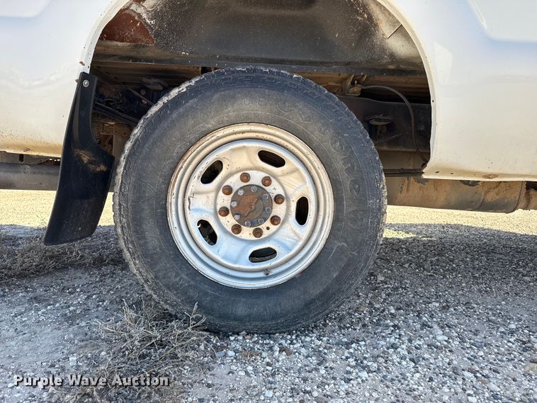 image for item EP0907 2015 Ford F250 SuperCab pickup truck