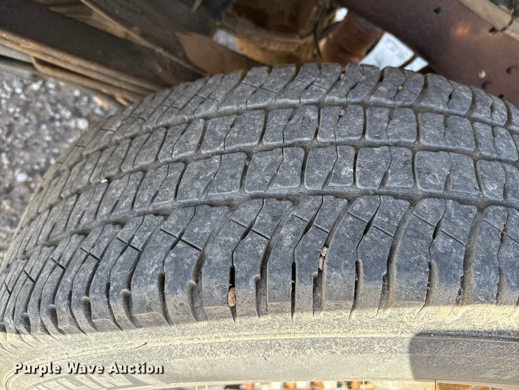 image for item EP0907 2015 Ford F250 SuperCab pickup truck