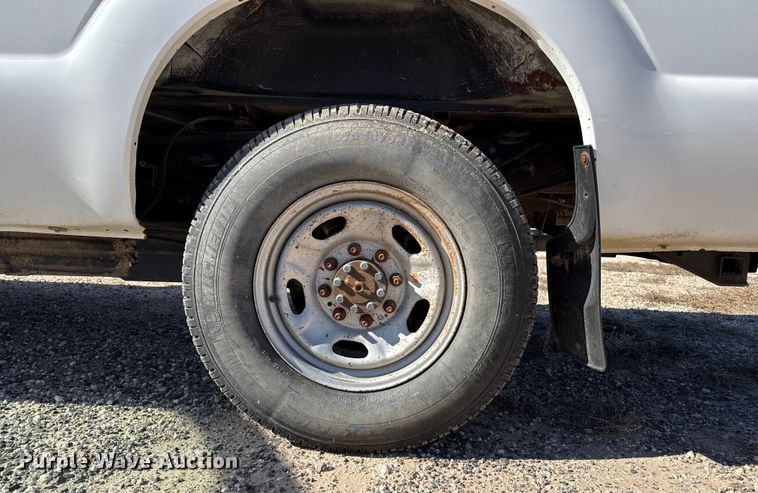 image for item EP0907 2015 Ford F250 SuperCab pickup truck