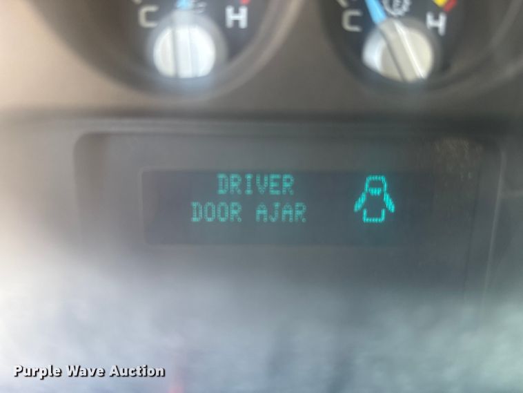 image for item EP0908 2016 Ford F250 SuperCab pickup truck