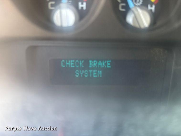 image for item EP0908 2016 Ford F250 SuperCab pickup truck