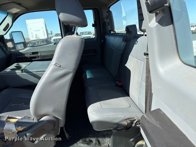 image for item EP0908 2016 Ford F250 SuperCab pickup truck