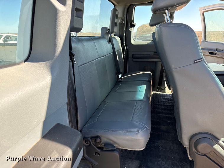 image for item EP0908 2016 Ford F250 SuperCab pickup truck