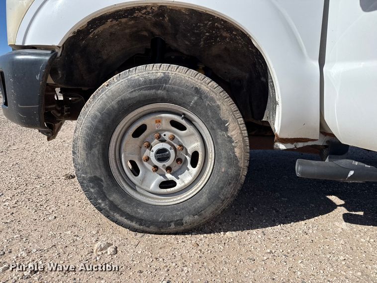 image for item EP0908 2016 Ford F250 SuperCab pickup truck