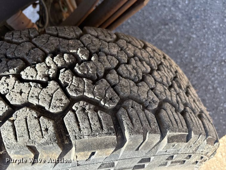 image for item EP0908 2016 Ford F250 SuperCab pickup truck