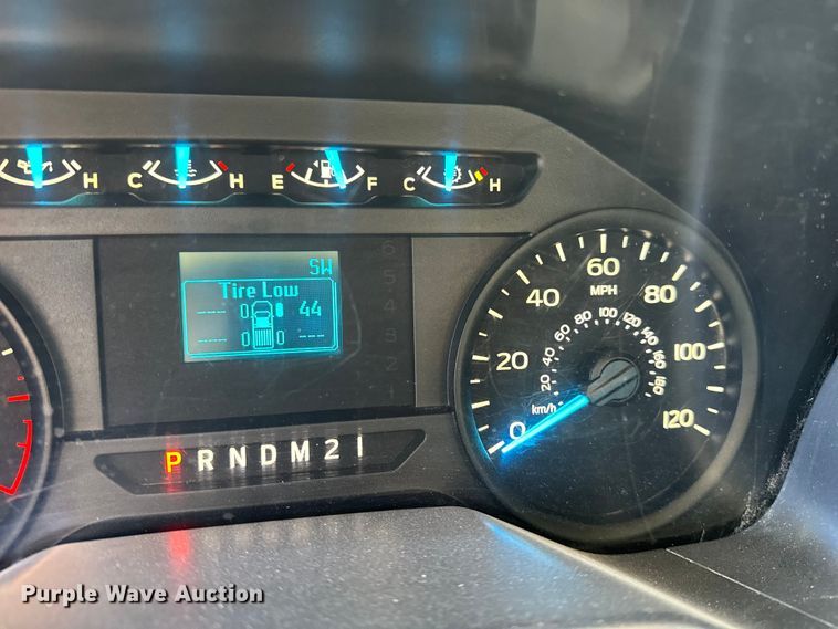 image for item EP0909 2016 Ford F150 SuperCab pickup truck