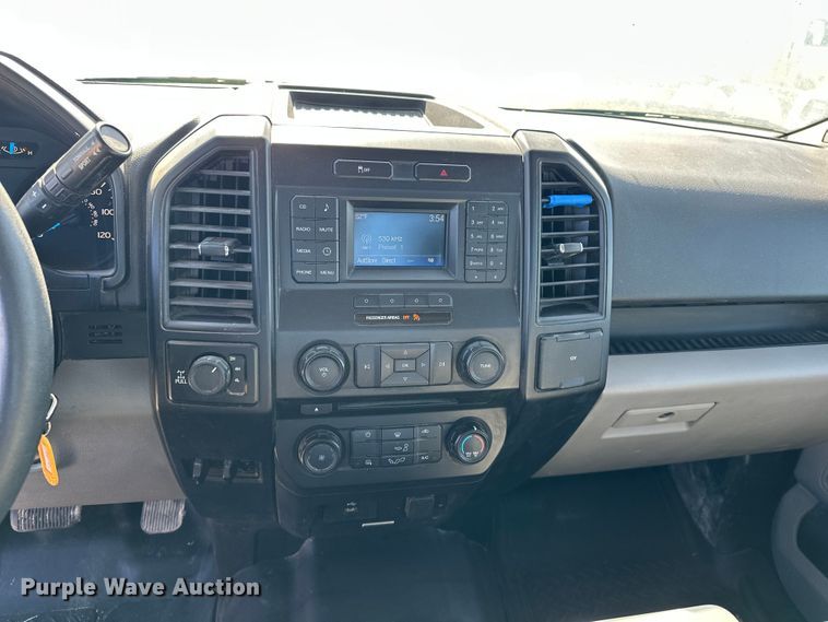 image for item EP0909 2016 Ford F150 SuperCab pickup truck