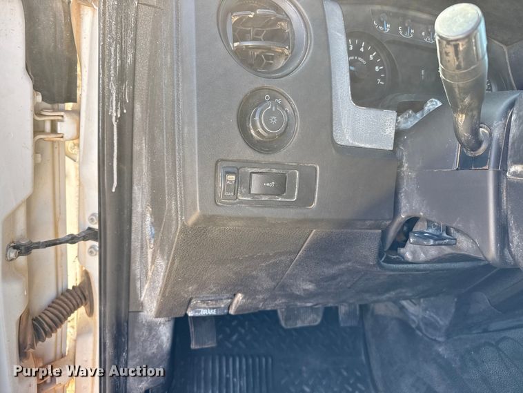 image for item EP0910 2014 Ford F150 SuperCab pickup truck