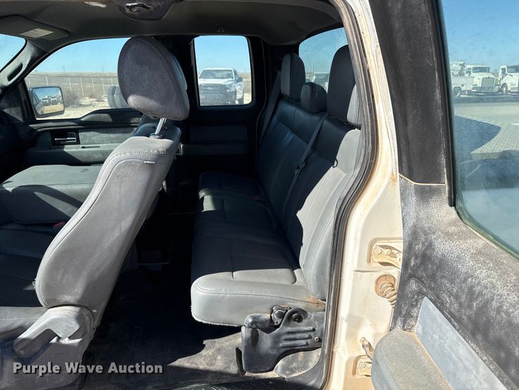 image for item EP0910 2014 Ford F150 SuperCab pickup truck