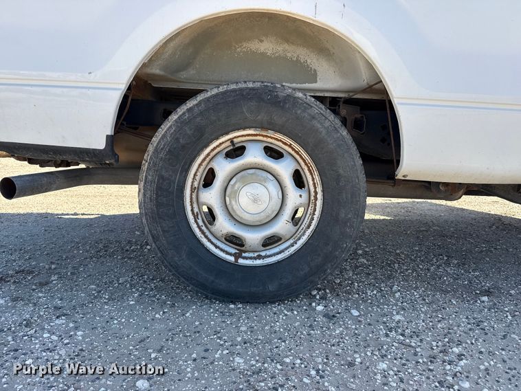 image for item EP0910 2014 Ford F150 SuperCab pickup truck