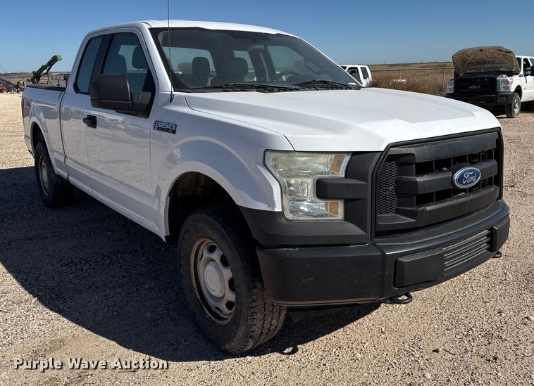 image for item EP0911 2015 Ford F150 SuperCab pickup truck