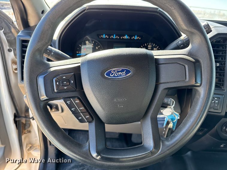 image for item EP0911 2015 Ford F150 SuperCab pickup truck