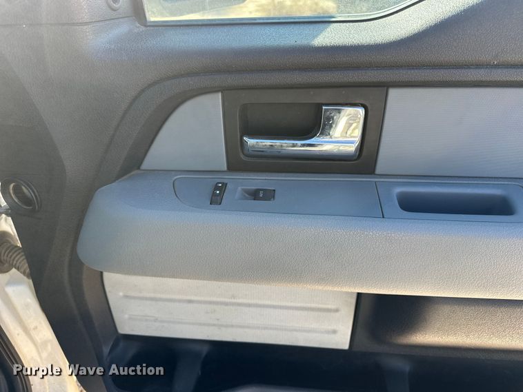 image for item EP0912 2013 Ford F150 SuperCab pickup truck