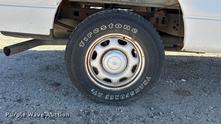 image for item EP0912 2013 Ford F150 SuperCab pickup truck