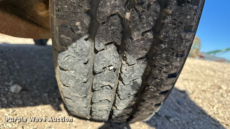 image for item EP0912 2013 Ford F150 SuperCab pickup truck