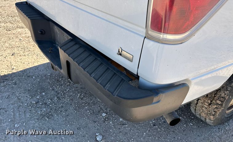 image for item EP0913 2010 Ford F150 SuperCab pickup truck