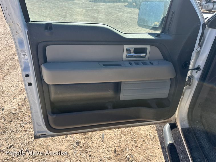 image for item EP0913 2010 Ford F150 SuperCab pickup truck