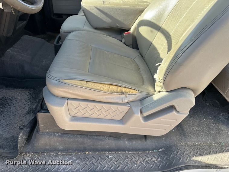 image for item EP0913 2010 Ford F150 SuperCab pickup truck