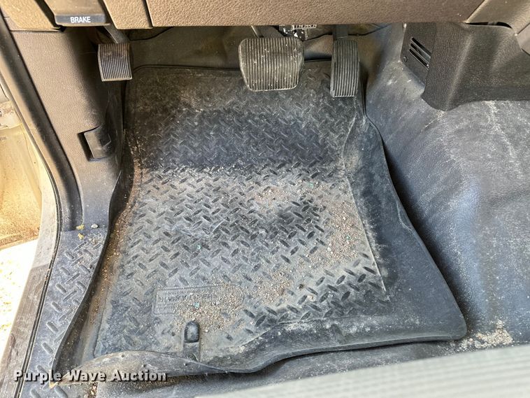 image for item EP0913 2010 Ford F150 SuperCab pickup truck