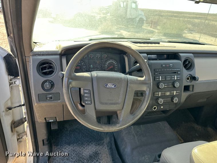 image for item EP0913 2010 Ford F150 SuperCab pickup truck