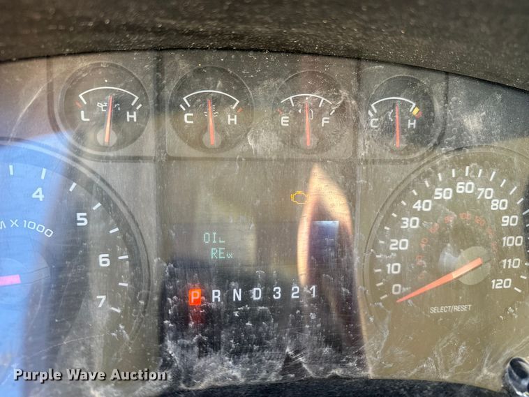 image for item EP0913 2010 Ford F150 SuperCab pickup truck