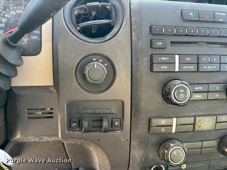 image for item EP0913 2010 Ford F150 SuperCab pickup truck