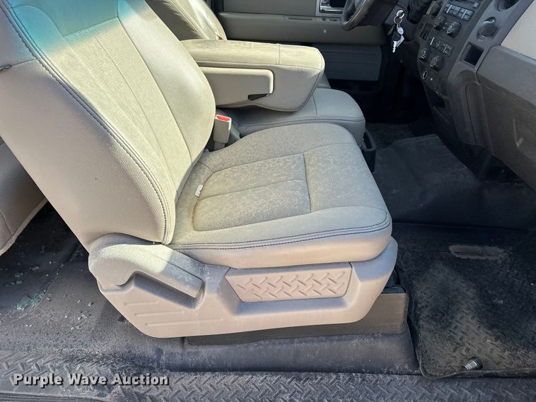 image for item EP0913 2010 Ford F150 SuperCab pickup truck